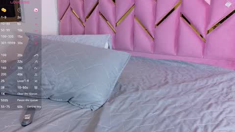 Snapshot of hornyhousekeeper_ chatting on September 14, 12:28 pm Valentina online show from September 14, 12:28 pm
