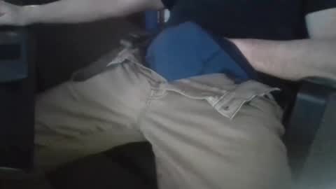 hornyhubby1001 online show from January 7, 10:26 pm