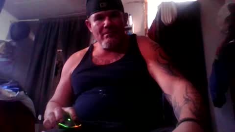hornyhungwhiteboy4u269 online show from November 11, 8:44 pm