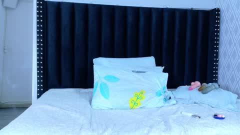 Natasha  online show from February 4, 7:07 pm