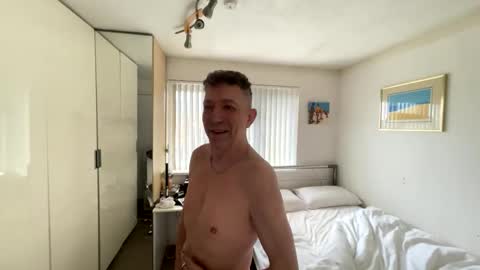 Hornylondon online show from February 4, 8:51 am