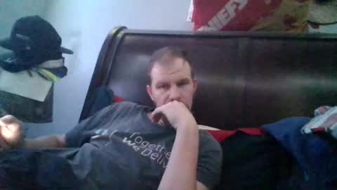 hornypierceddad online show from February 22, 4:27 am