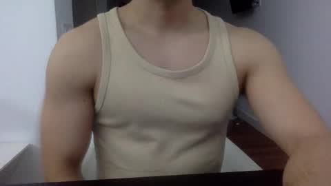 hornyspaniard93 online show from April 4, 10:39 pm