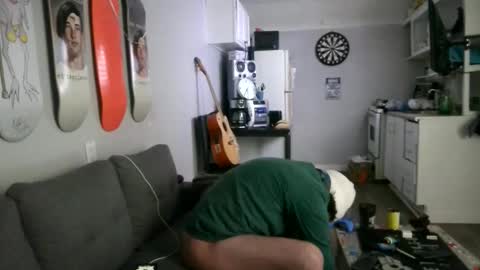 hornysqueeze online show from February 18, 5:40 am