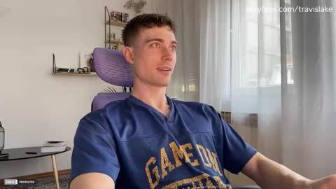 Travis online show from September 28, 9:29 am