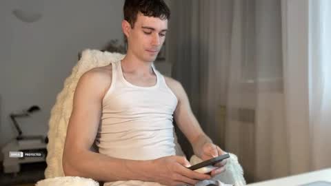 Travis online show from November 27, 8:22 am