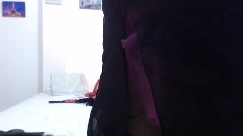 Snapshot of hornywife_ chatting on September 22, 6:45 pm Agatha online show from September 22, 6:45 pm