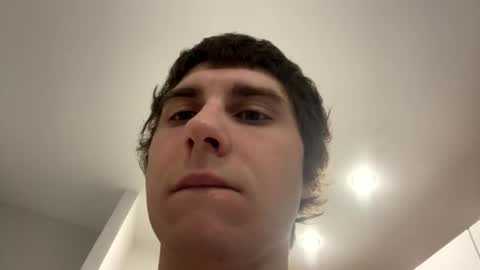 Robert online show from December 10, 11:30 pm