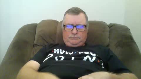Snapshot of hot4tightholes chatting on December 10, 3:01 pm hot4tightholes online show from December 10, 3:01 pm