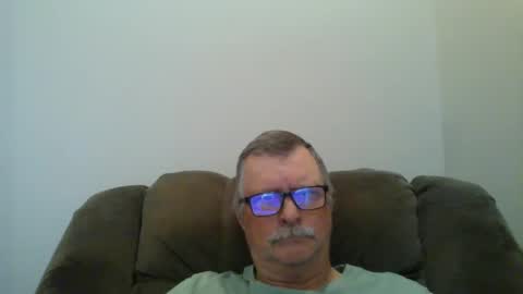 Snapshot of hot4tightholes chatting on February 28, 2:31 pm hot4tightholes online show from February 28, 2:31 pm