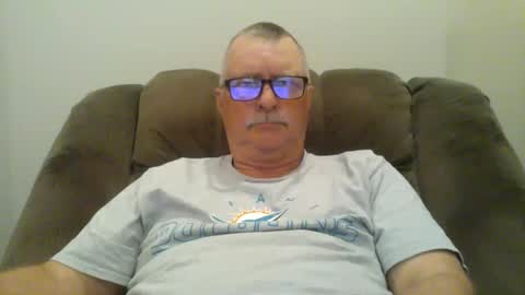 Snapshot of hot4tightholes chatting on March 9, 1:48 pm hot4tightholes online show from March 9, 1:48 pm