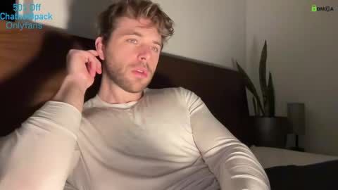 Edward aka Wolf online show from February 15, 10:41 pm