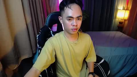 Rylle online show from December 3, 9:59 pm