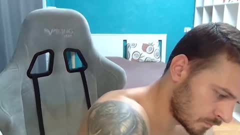 hot_cap_77 online show from September 20, 7:17 pm