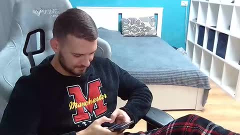 hot_cap_77 online show from September 29, 5:34 pm