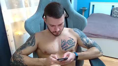 hot_cap_77 online show from February 1, 7:11 pm