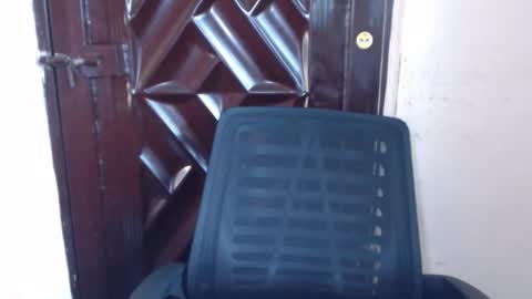 Snapshot of hot_choco2 chatting on October 20, 10:31 am Coco online show from October 20, 10:31 am