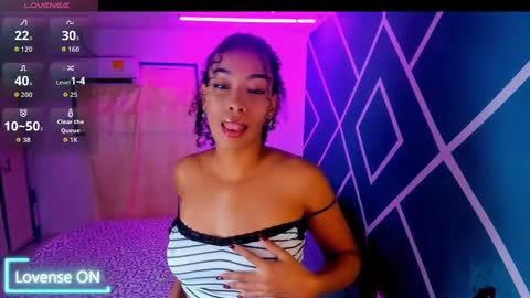 Snapshot of hot_couple07_ chatting on September 11, 4:58 am Hot Couple online show from September 11, 4:58 am