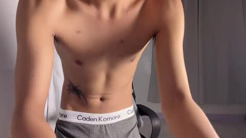 Kim online show from November 29, 1:57 am