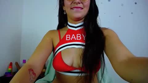 Snapshot of hot_girl01_hanna chatting on September 14, 12:46 am angie online show from September 14, 12:46 am