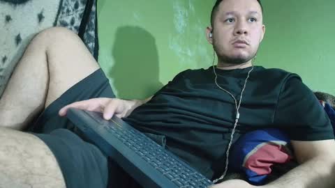 hot_guy36 online show from November 17, 5:59 pm