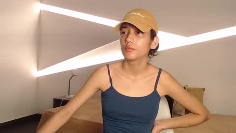 Alana online show from October 6, 9:21 pm