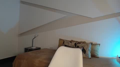 Alana online show from October 8, 10:27 pm