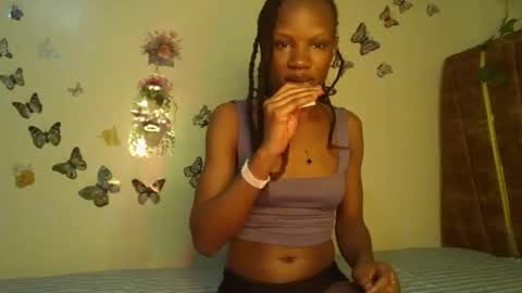 Snapshot of hot_petite100 chatting on October 18, 8:02 pm hot petite100 online show from October 18, 8:02 pm