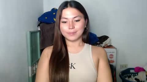 Nikki  online show from April 24, 7:38 pm