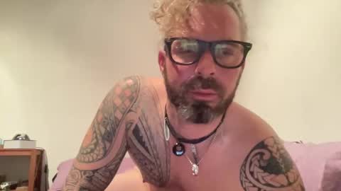 letmedoo2 online show from February 5, 6:37 pm