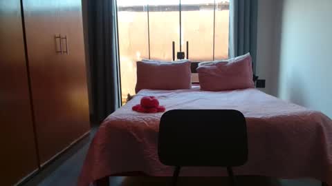 couple without tabus online show from October 7, 7:32 pm