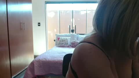 couple without tabus online show from September 14, 1:12 pm