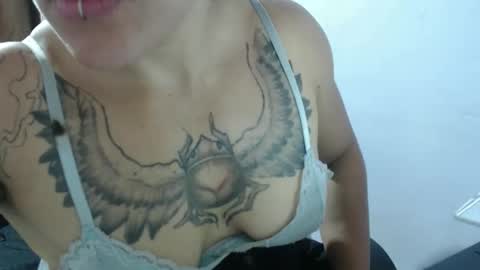 Hot and PowerHOPE U MISS ME online show from December 19, 12:17 am