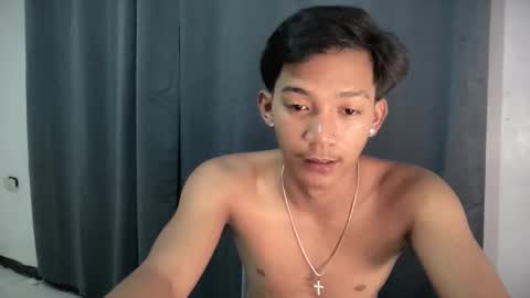 hotasian_jerome online show from April 4, 8:32 am