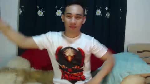 hotasianguyxxx online show from January 6, 5:28 pm