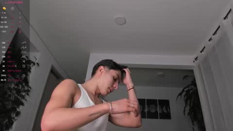 Snapshot of hotay_ chatting on October 8, 2:51 am Andrew xdres08 online show from October 8, 2:51 am