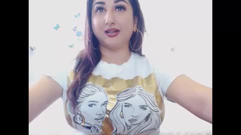 hotboobsmaya online show from September 25, 9:38 am