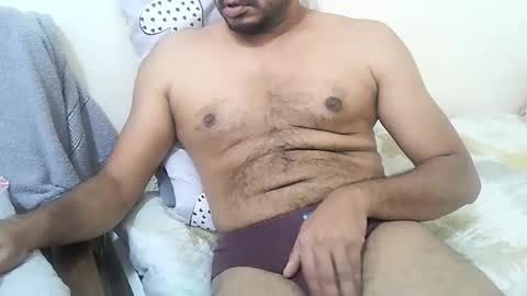 Hotboy8677 online show from February 11, 8:40 am