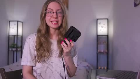 NICK AND NORA online show from February 20, 9:44 am