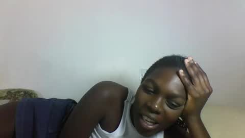 Snapshot of hotcutetracie chatting on September 27, 9:29 am VICTORIA online show from September 27, 9:29 am