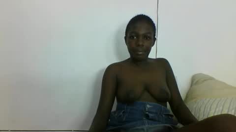 Snapshot of hotcutetracie chatting on September 10, 9:16 pm VICTORIA online show from September 10, 9:16 pm