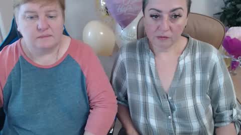 Snapshot of hotfiremommy chatting on October 15, 1:01 pm LimonkaFire online show from October 15, 1:01 pm