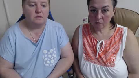 Snapshot of hotfiremommy chatting on October 12, 7:05 pm LimonkaFire online show from October 12, 7:05 pm