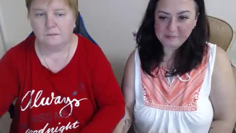 Snapshot of hotfiremommy chatting on October 11, 6:55 pm LimonkaFire online show from October 11, 6:55 pm
