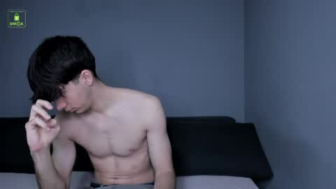 QUENTIN online show from April 15, 5:33 am