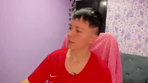 hannah online show from November 9, 3:10 am