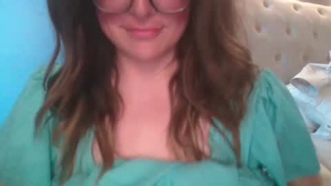 Snapshot of hothousewife333 chatting on September 25, 11:01 pm hothousewife333 online show from September 25, 11:01 pm
