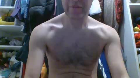 hottitan  twitter Marianoshcam online show from October 27, 3:50 am