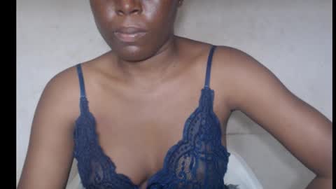 hotjessie0 online show from October 12, 6:17 am