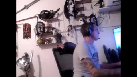 hotkinkytat online show from February 20, 12:08 am